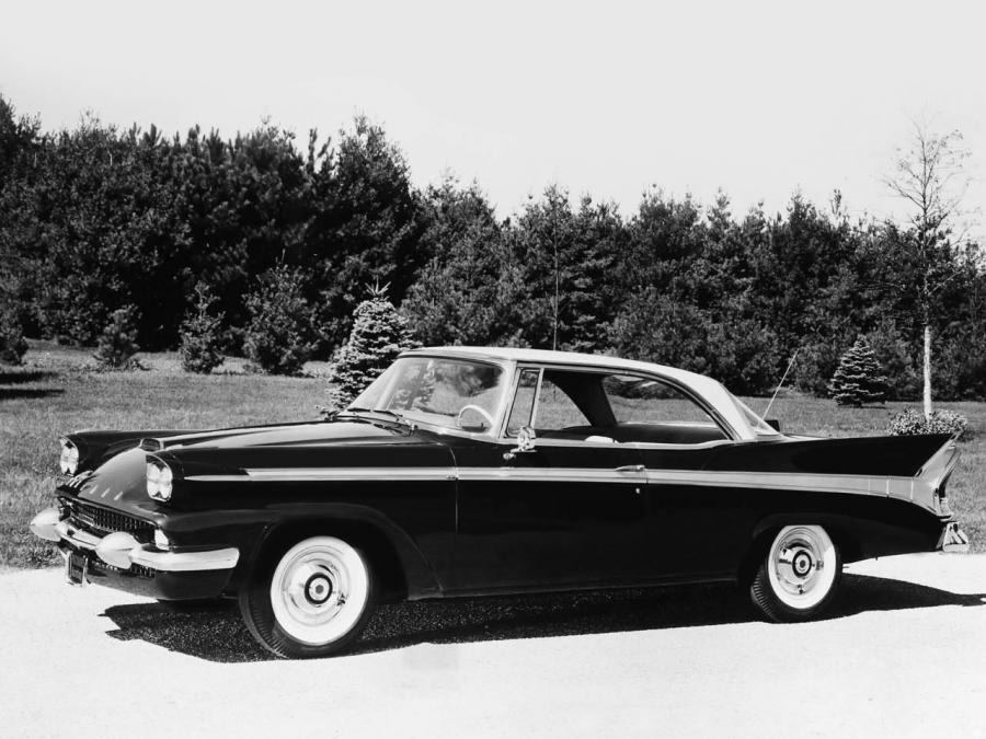  Packard Hardtop Coupe 1958 года  (фото 3 из 26)